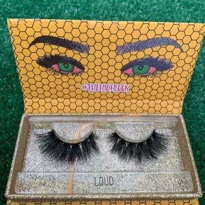 Loud ✨ Black Full-Volume Lashes